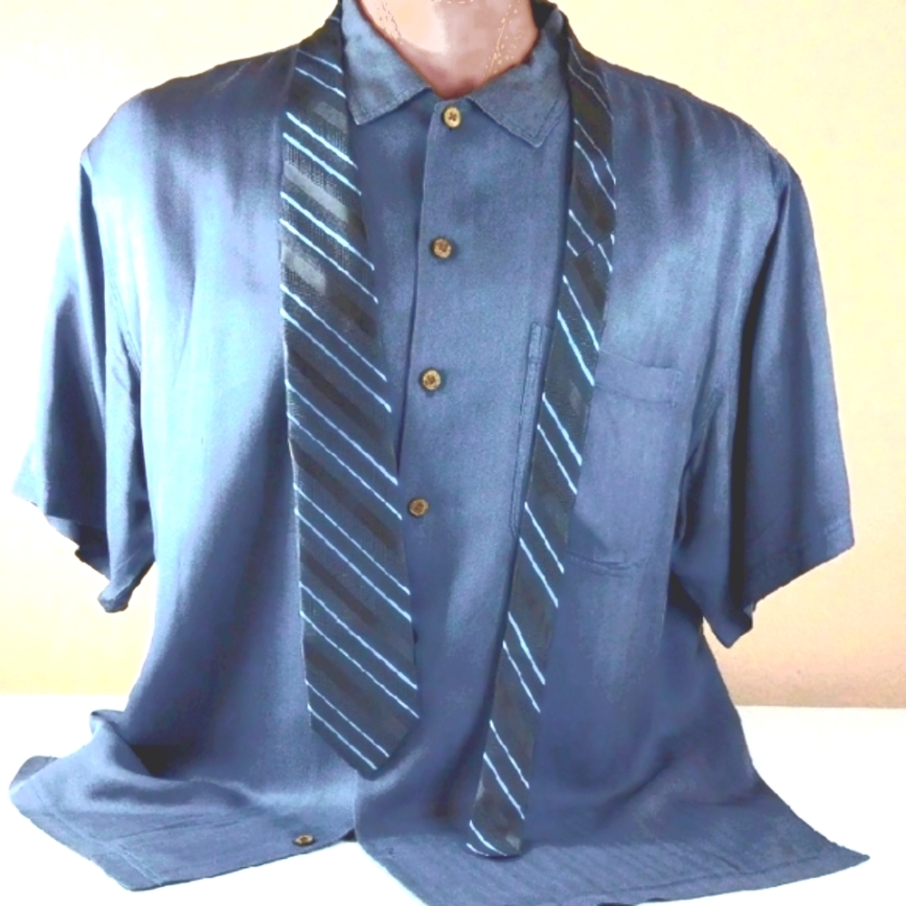 Brooks Brothers "346" Men's Tie Gray/Azure stripe 100% Silk 3 1/4"W By 59" Long
